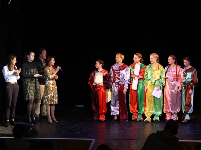 Юных актеров Забайкалья приглашают на Международный фестиваль «Табуретка»